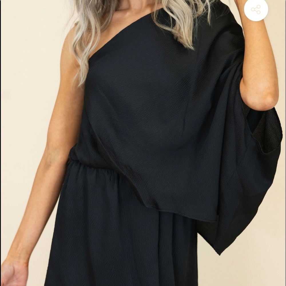 One shoulder black dress